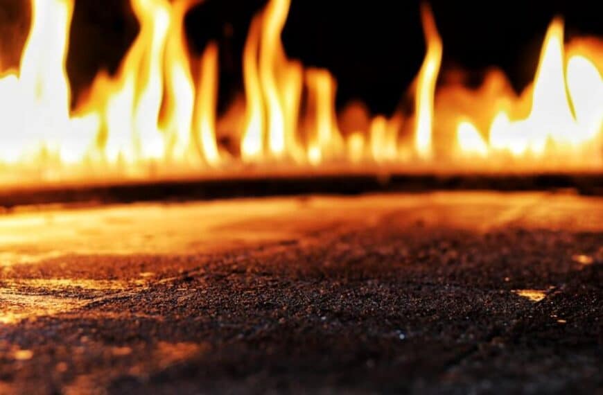 How do I know what size microwave I need?