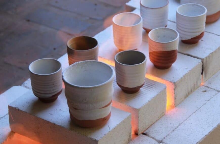 How much water do you put in a microwave steamer?