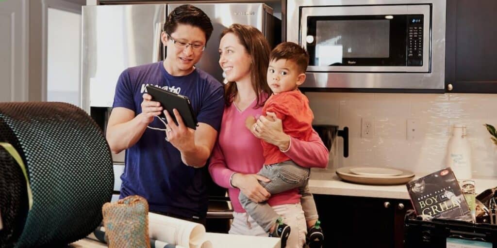 What is crispy plate in microwave? Combi Oven