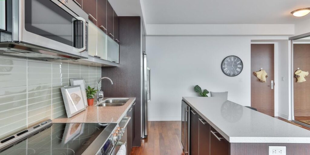 Which uses more electricity microwave or oven? Combi Oven